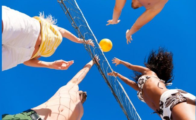 PLAKAT-SIATKOWKA-PAR-MIESZANYCH-1024×779